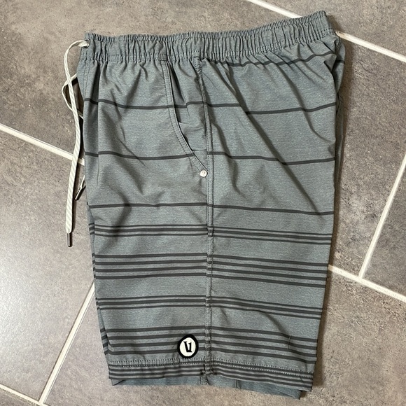 Vuori Other - VUORI Kore 9” short size Small